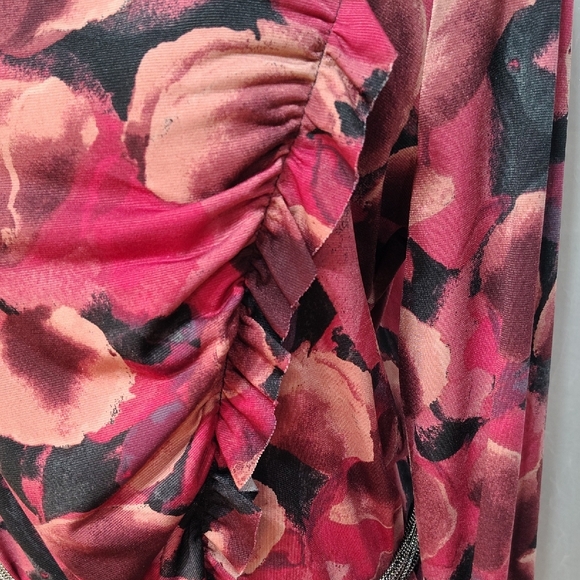 Simply Vera Vera Wang Red Floral Blouse - Picture 3 of 9